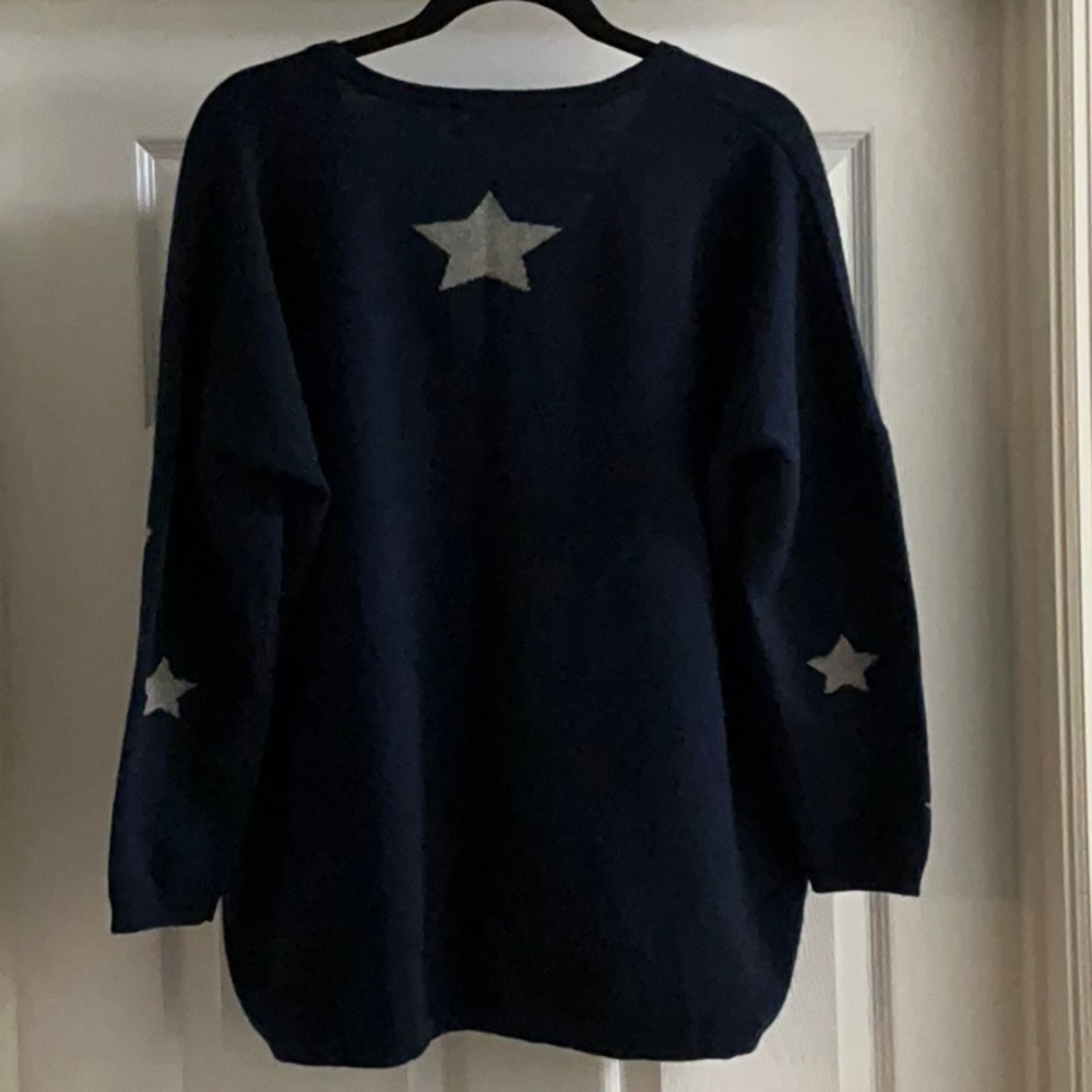 BRODIE CASHMERE NAVY SWEATER WITH SILVER AND GOLD FLECK STARS - Picture 3 of 5